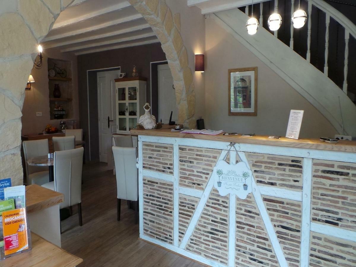 Le Montaigne Bed & Breakfast Saint-Alvere Ngoại thất bức ảnh